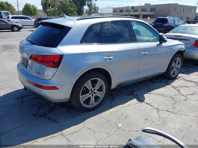 2019 AUDI Q5 WA1BNAFY5K2126272 Photo 3