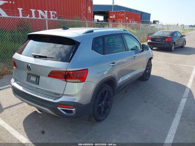 3VVYX7B24NM049603 Volkswagen tsi