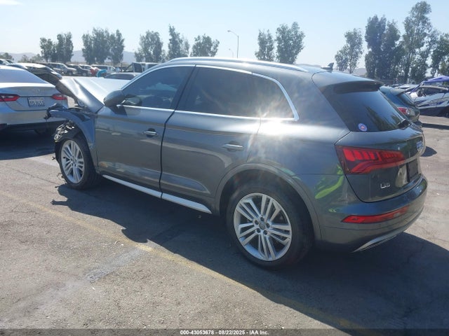 2018 AUDI Q5 WA1BNAFY4J2204961 Photo 2