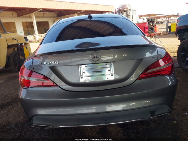 Mercedes-Benz m270 2018 WDDSJ4EBXJN547598 Image 15