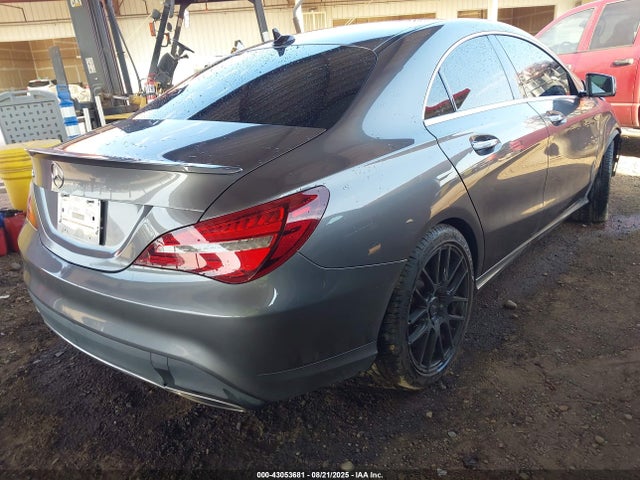 Mercedes-Benz m270 2018 WDDSJ4EBXJN547598 Image 4