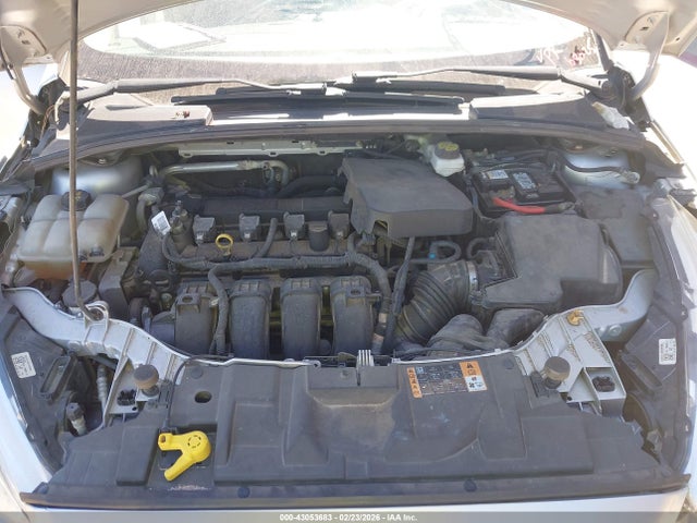 Ford FOCUS SE 2018 1FADP3F21JL252594 Image 10
