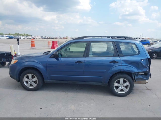 2013 Subaru Forester 2.5x მანქანა იყიდება აუქციონზე, vin: JF2SHABC7DH404842, აუქციონის ნომერი: 43053700