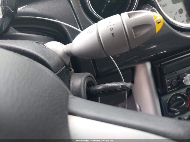 2006 MINI COOPER S WMWRH33576TF86115 Photo 10