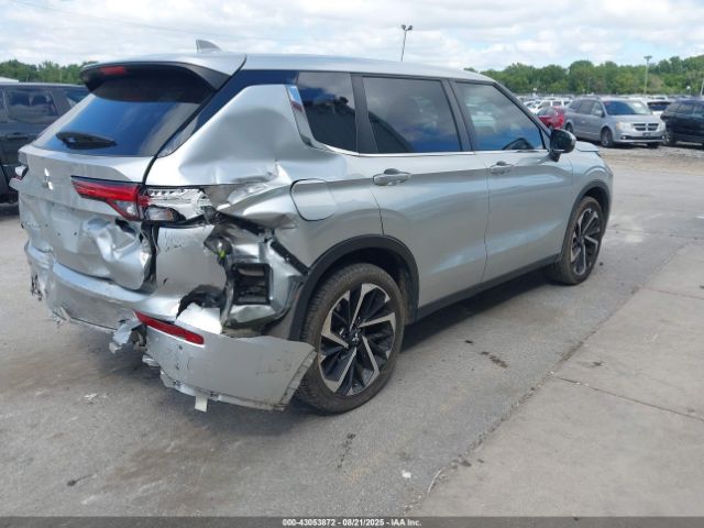 2022 MITSUBISHI OUTLANDER JA4J3TA80NZ026077 Photo 3