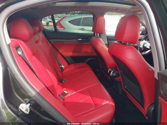 2021 ALFA ROMEO STELVIO ZASPAKBN3M7D20594 Photo 7
