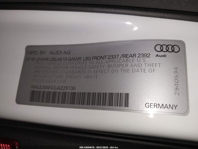 2018 AUDI A4 WAULMAF43JA229136 Photo 8