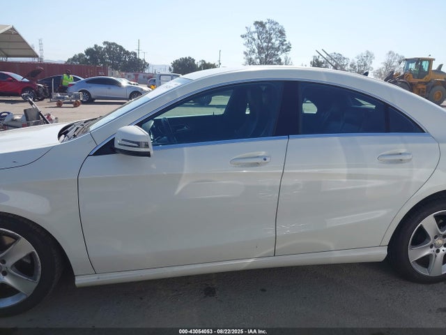 Mercedes-Benz CLA-Class 2015 WDDSJ4EB8FN265774 Image 14