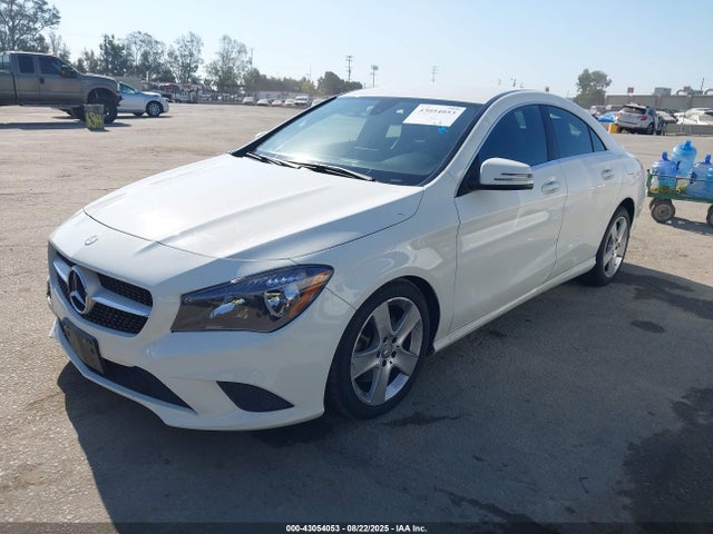 Mercedes-Benz CLA-Class 2015 WDDSJ4EB8FN265774 Image 2