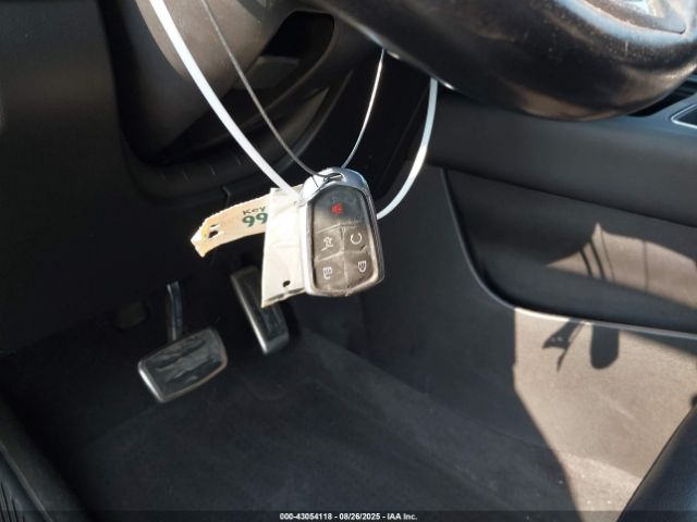 2019 CADILLAC XT4 1GYFZER49KF126886 Photo 10