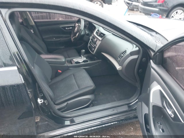 Продажа на аукционе авто 2017 Nissan Altima 2.5 S, vin: 1N4AL3AP7HN330733, номер лота: 43054130