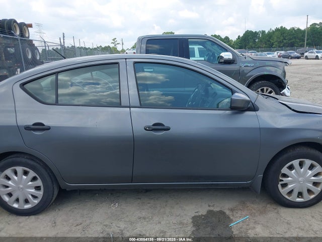 3N1CN7AP2HL825476 Nissan Versa