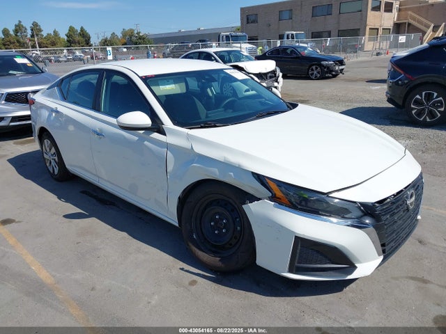 1N4BL4BV0PN314606 Nissan 2023