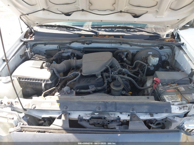 5TFTX4CN7EX043417 Toyota 2tr-fe