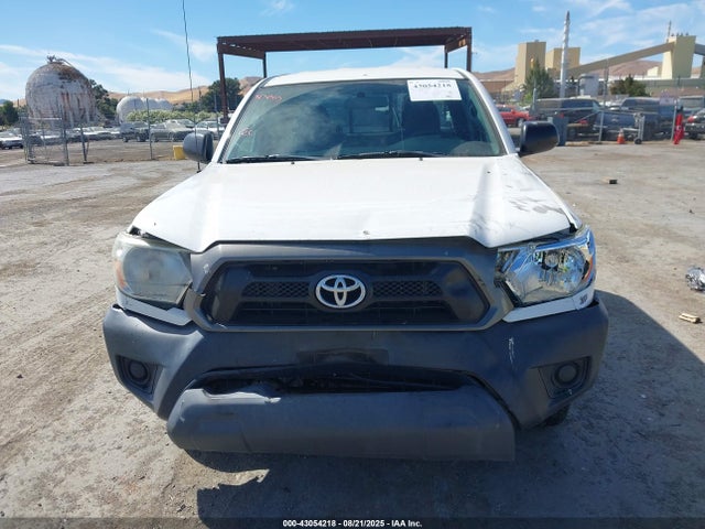 5TFTX4CN7EX043417 Toyota 2tr-fe
