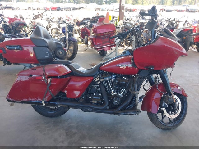 1HD1KTP18LB636865 Harley-Davidson Road Glide Special