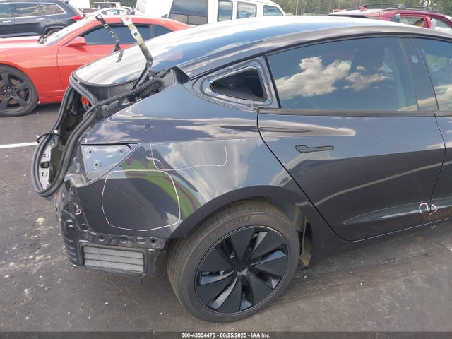 Tesla MODEL 3 2024 5YJ3E1EB7RF809900 Image 18