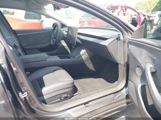 2024 TESLA MODEL 3 5YJ3E1EB7RF809900 Photo 4