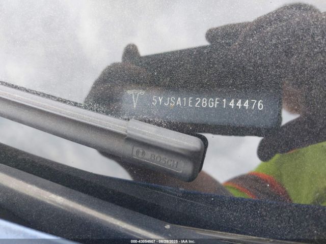 2016 TESLA MODEL S 5YJSA1E28GF144476 Photo 8