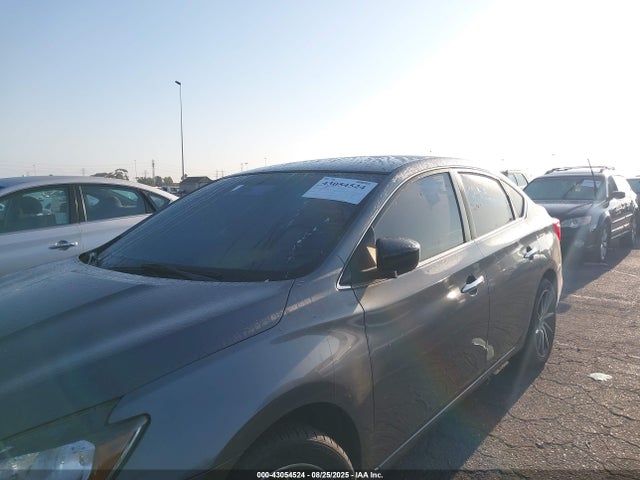 3N1AB7AP8JY251099 Nissan 2018
