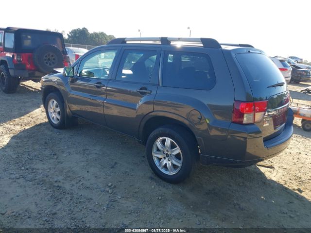 2011 MITSUBISHI ENDEAVOR 4A4JN2AS1BE034903 Photo 2