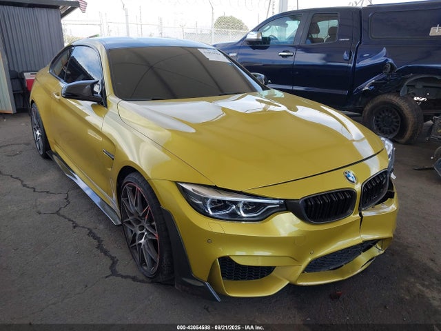 2017 BMW M4 WBS3R9C57HK709483