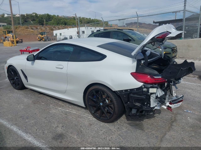 BMW 840i 2022 WBAAE2C06NCJ32731 Image 3