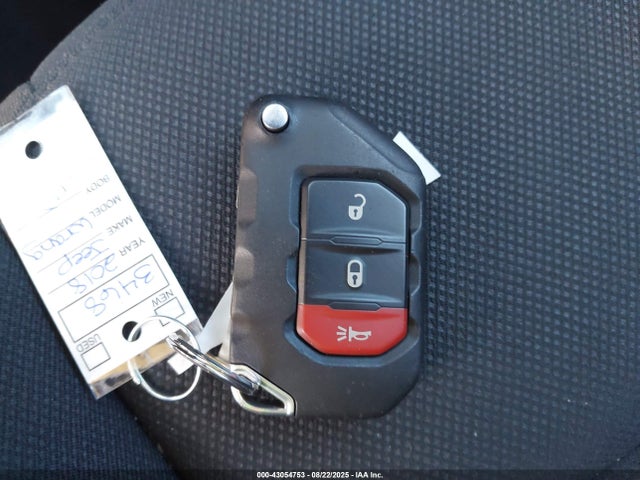 1C4GJXAG2JW146334 Jeep Wrangler