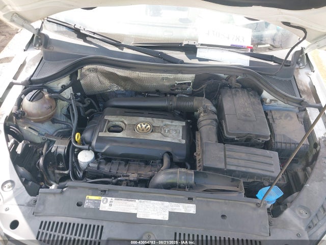 WVGAV7AX8HK024424 Volkswagen 2.0 tsi