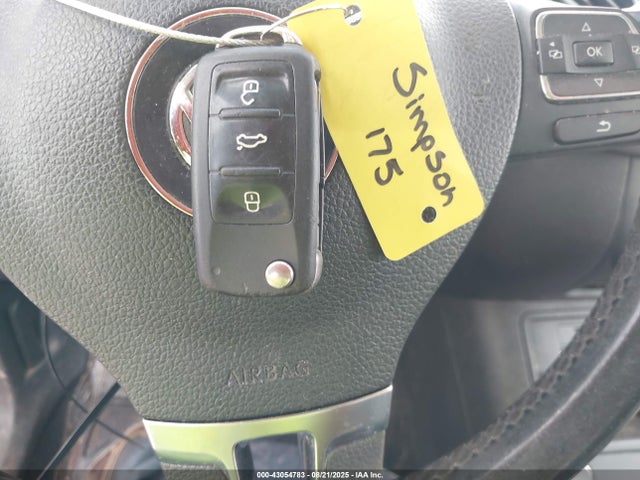 WVGAV7AX8HK024424 Volkswagen 2.0 tsi