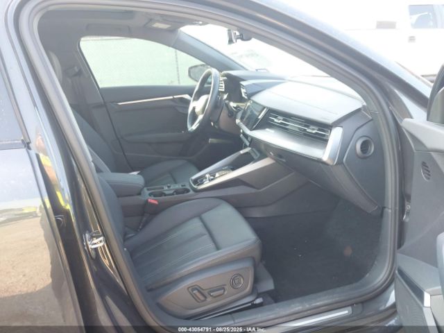 2023 AUDI A3 WAUBUDGY3PA092738 Photo 4