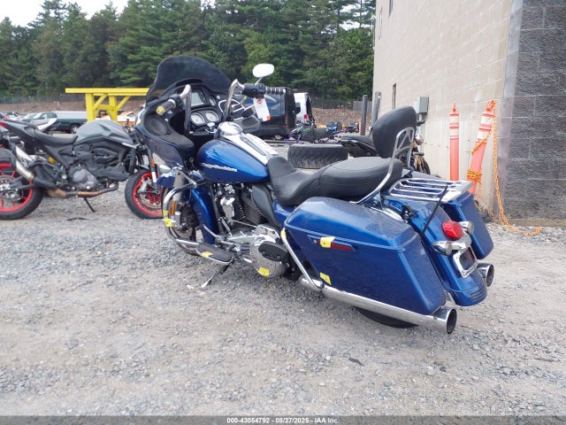 2017 HARLEY-DAVIDSON FLTRX 1HD1KHC19HB656066 Photo 3