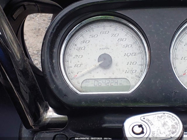 2017 HARLEY-DAVIDSON FLTRX 1HD1KHC19HB656066 Photo 6