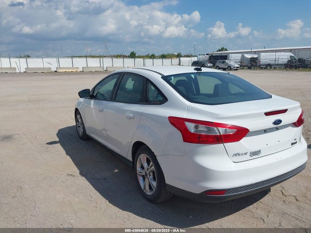 Ford Focus 2014 1FADP3F28EL162672 Image 3