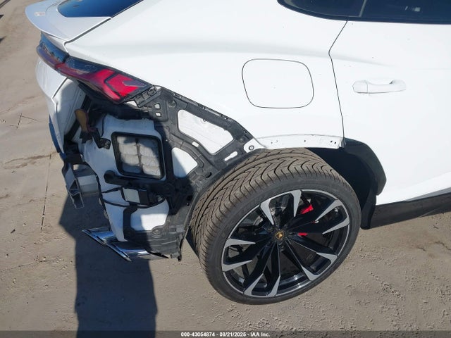 ZPBUA1ZL3LLA07442 Lamborghini Dhu