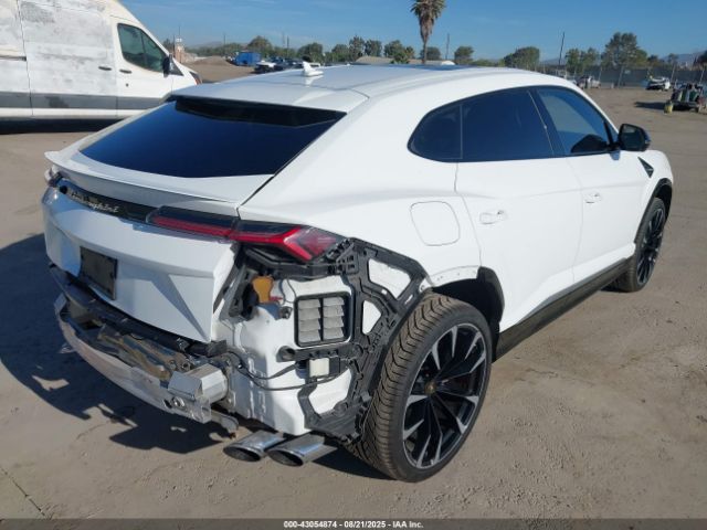 2020 LAMBORGHINI URUS ZPBUA1ZL3LLA07442 Photo 3