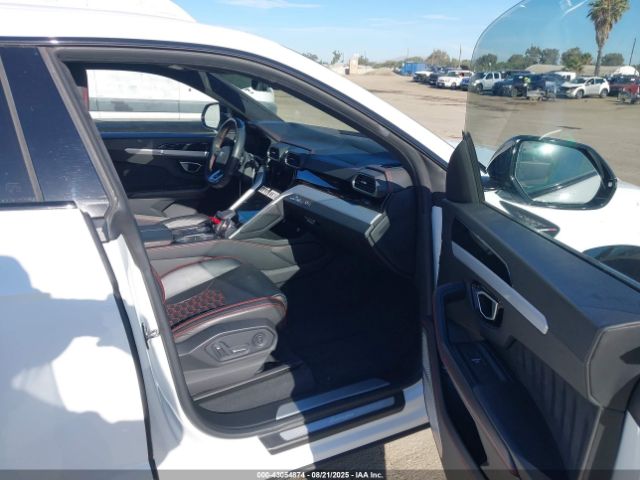 2020 LAMBORGHINI URUS ZPBUA1ZL3LLA07442 Photo 4