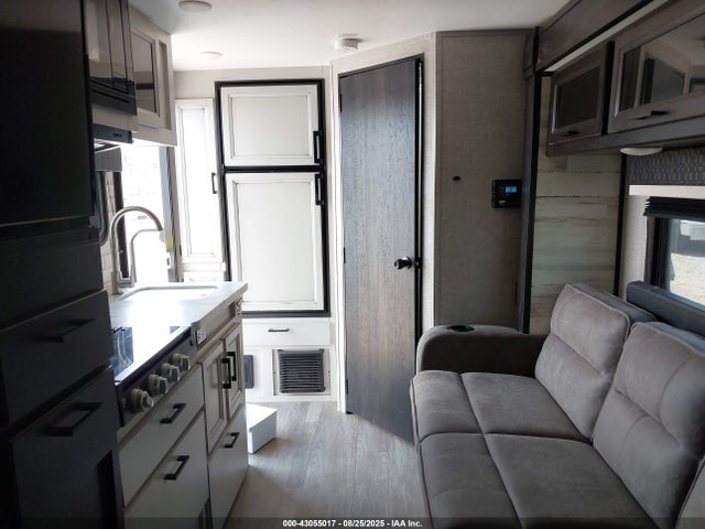 1UJBJ0AH5N1JG0303 Jayco Jayco