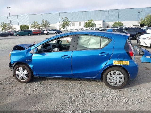 JTDKDTB36F1586311 Toyota 1nz-fxe+1lm