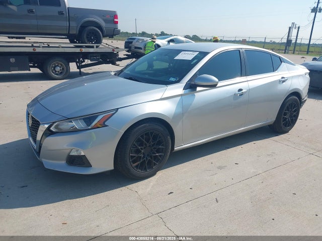 Nissan Altima 2020 1N4BL4BV4LC205443 Image 2