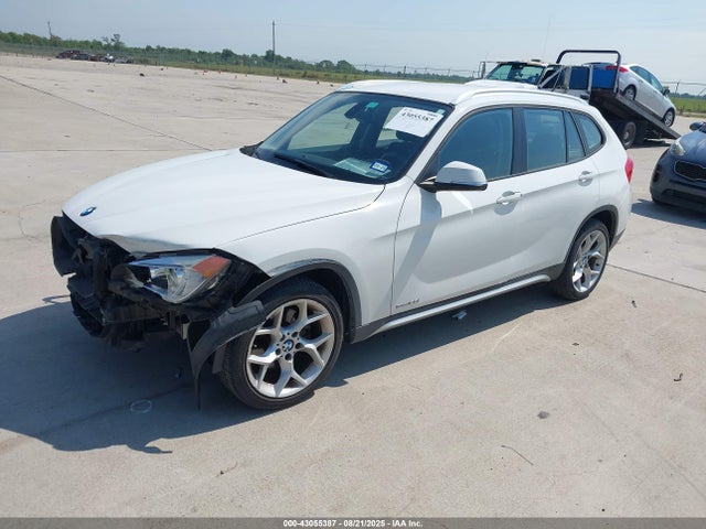 WBAVM1C56FVW57644 BMW 2015