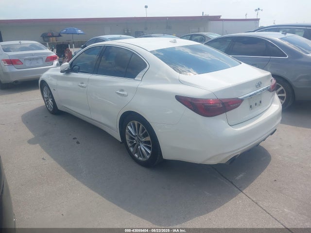 JN1EV7AP5JM357716 Infiniti Q50