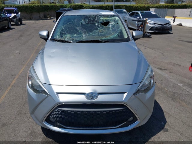 3MYDLBYV4KY526484 Toyota p5v