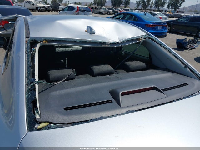 3MYDLBYV4KY526484 Toyota p5v