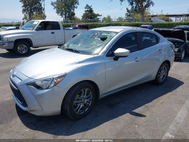 3MYDLBYV4KY526484 Toyota p5v