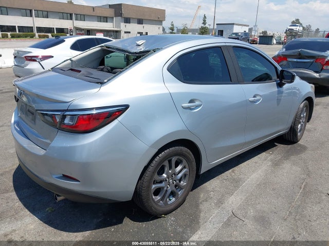 3MYDLBYV4KY526484 Toyota p5v