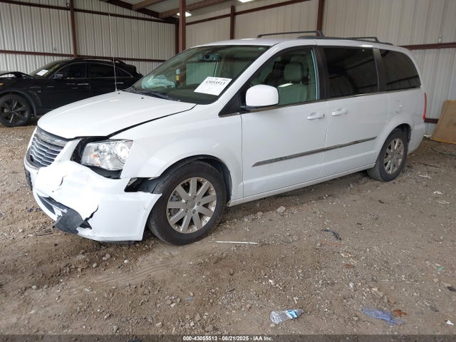 Chrysler 2014 2014 2C4RC1BGXER437130 Image 2
