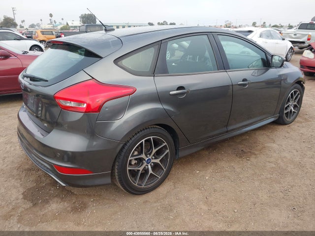 1FADP3K24FL211017 Ford 2015