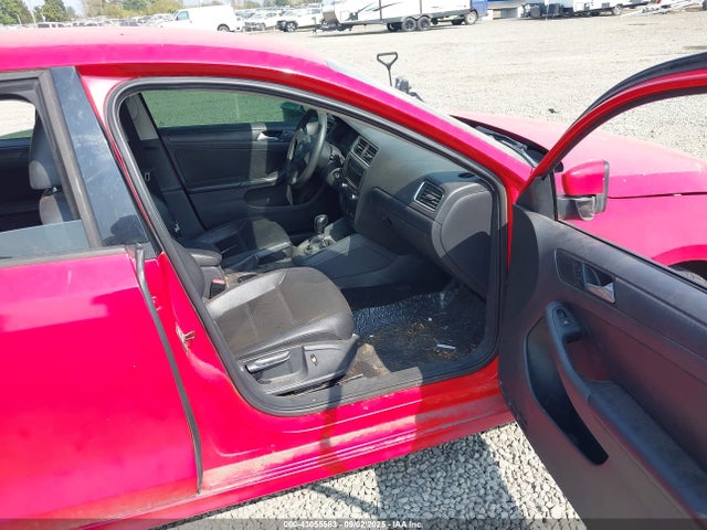 Volkswagen 2014 2014 3VWD17AJ8EM284591 Image 5