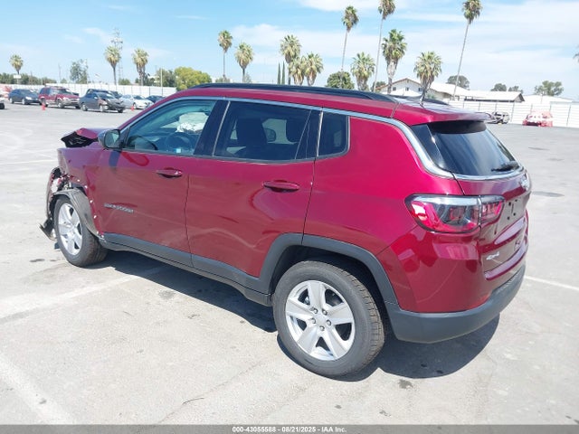 Jeep 2022 2022 3C4NJDBB4NT219305 Image 3